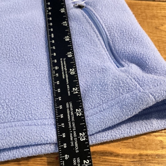 The North Face Fleece Jacket - Picture 9 of 9